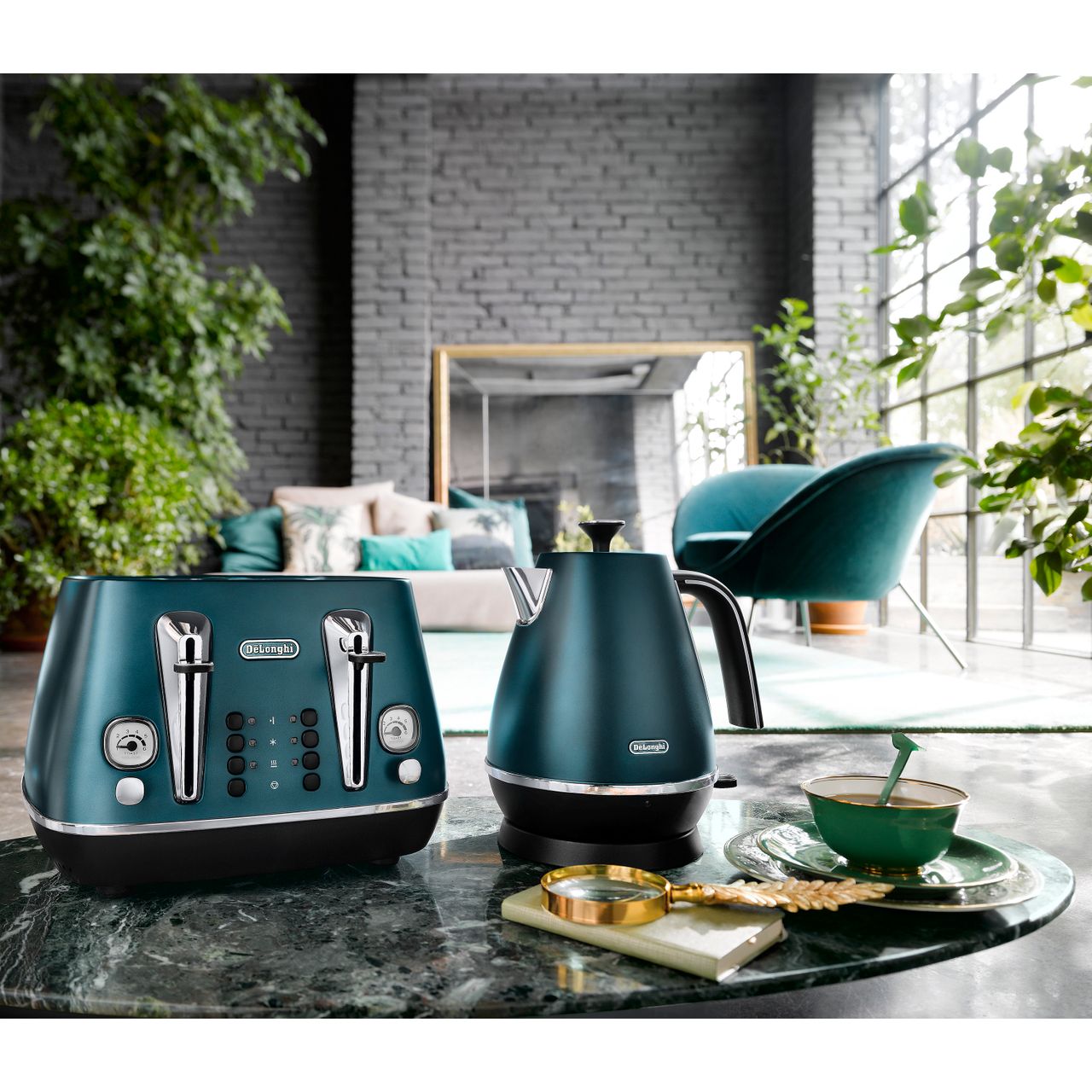 delonghi distinta flair kettle and toaster