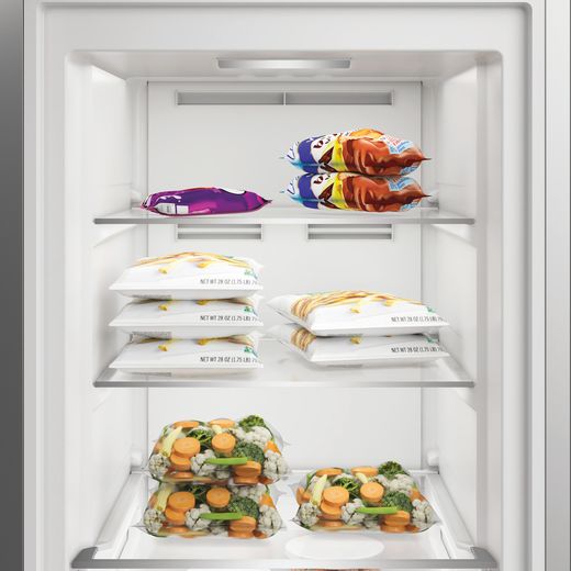 Hotpoint HPMFF 6312 W4UK 186cm Upright Freezer - White - close up shot