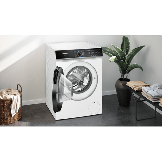WG66B2A1GB_1Siemens IQ-700 WG66B2A1GB 11kg Washing Machine with 1551 rpm - White - Washing machine in laundry room