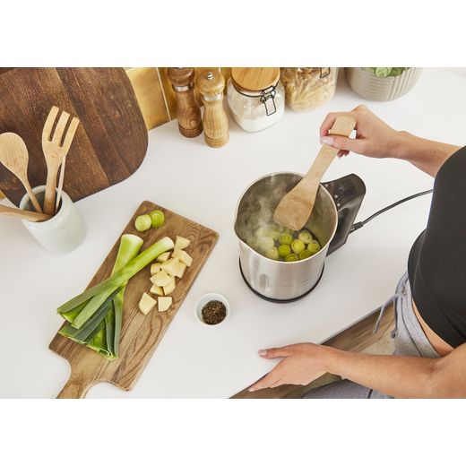 Morphy Richards Sauté and Soup 501014 1.6 Litre Soup Maker - Stainless Steel - Cooking leeks