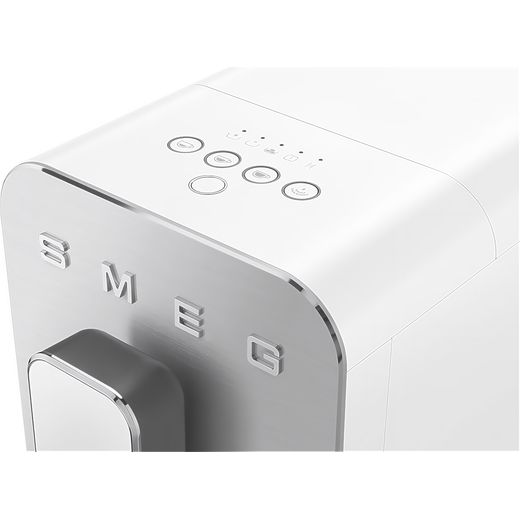 Smeg BCC12WHMUK Coffee Machines Matte White - Control panel shot
