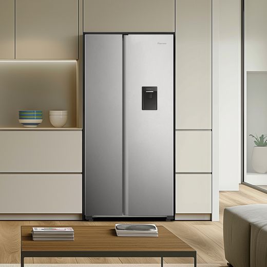 Fridgemaster American Fridge Freezer - Silver - Fridge freezer in kitchen