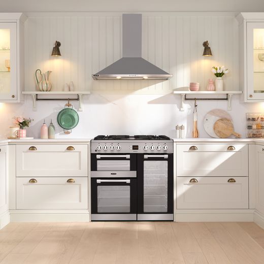 Leisure Cookmaster 90cm Dual Fuel Range Cooker - Stainless Steel - Cooker in kitchen