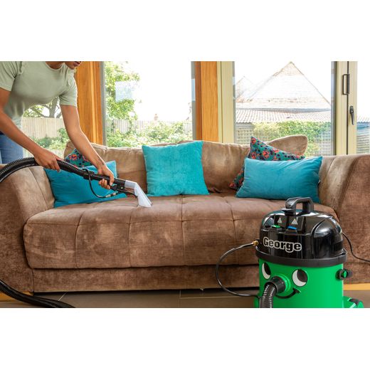 George GVE370 Wet and Dry Cleaner - Cleaning a couch