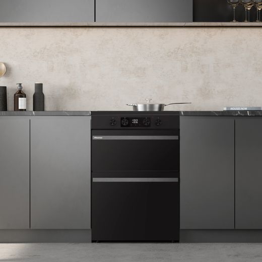 Hisense Hi6 Max HDCEIT6C20B 60cm Wide Double Oven Electric Cooker with Induction Hob - Jet Black - Cooker in kitchen