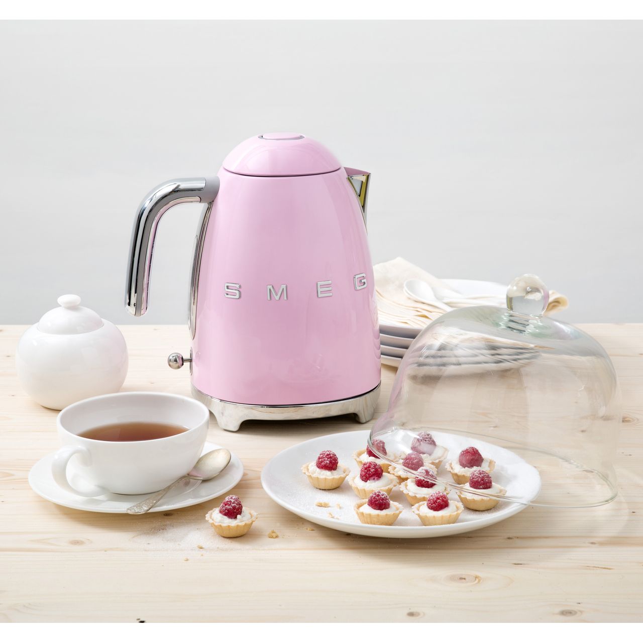 Smeg KLF03PKUK 50's Retro Pink Kettle Limescale Filter 3000 Watt 8017709228064 eBay