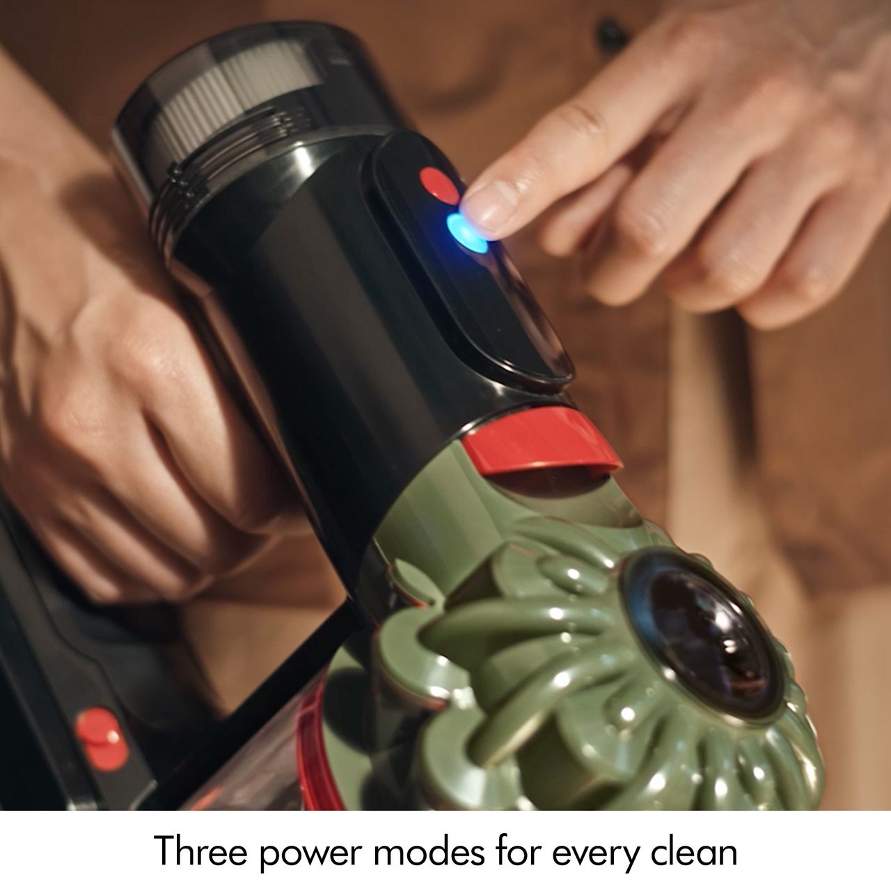 Dyson 226564-01 V8 Cyclone Cordless Vacuum | ao.com