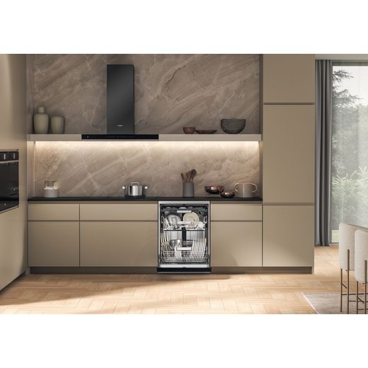 Whirlpool Standard Dishwasher - Stainless Steel - Dishwasher in kitchen