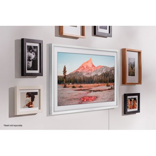 Samsung The Frame 32" 1080p Full HD QLED The Frame Smart TV [2023] - TV  on wall