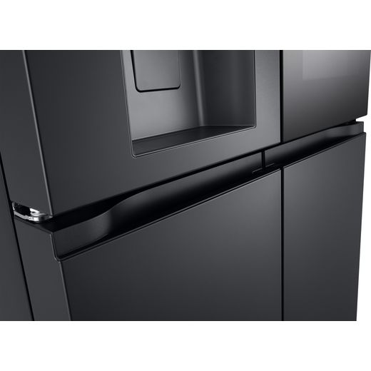 LG InstaView™ American Fridge Freezer - Essence Black Steel - Close up handle shot 