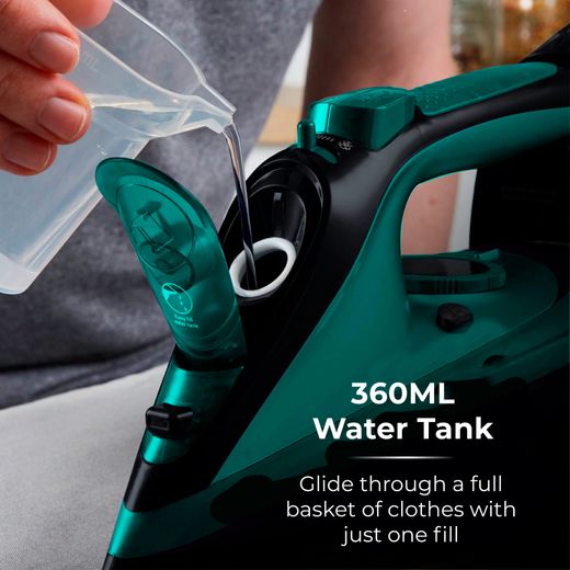Tower T22008TL 2400 Watt Iron -Teal - Annotation - Water tank shot
