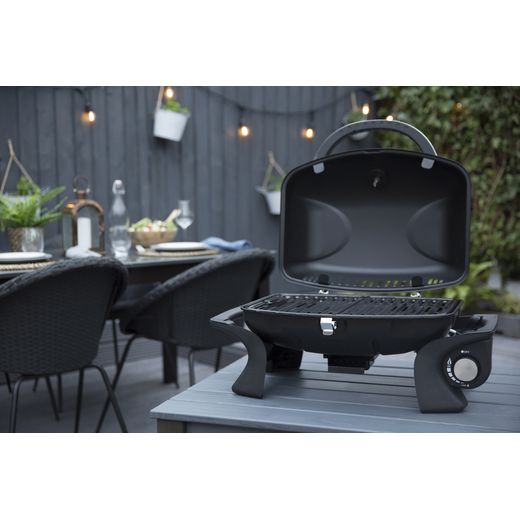 George Foreman Portable Gas Barbeque - Black - BBQ with lid open shot