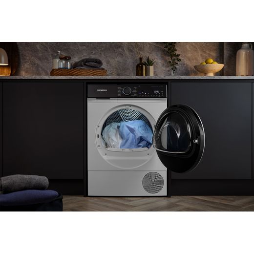 Siemens IQ-500 WQ46H2D9GB 9Kg Heat Pump Tumble Dryer - White - tumble dryer in kitchen shot