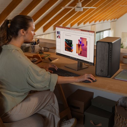HP OmniDesk M02-0006na Tower - AMD Ryzen™ 5, 512GB SSD 2025 - Gray Wood - Annotation - Woman using computer