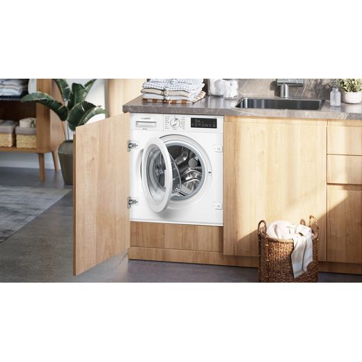 Siemens WI14W502GB Integrated 8.0kg Washing Machine with 1390 rpm - White - Washing machine in kitchen