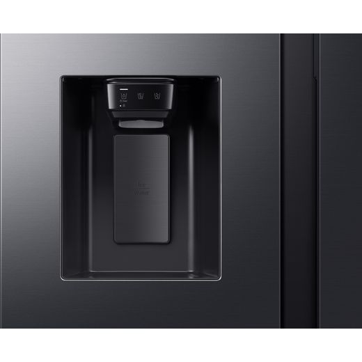 Samsung Series 7 SpaceMax™ American Fridge Freezer - Black - Water dispenser