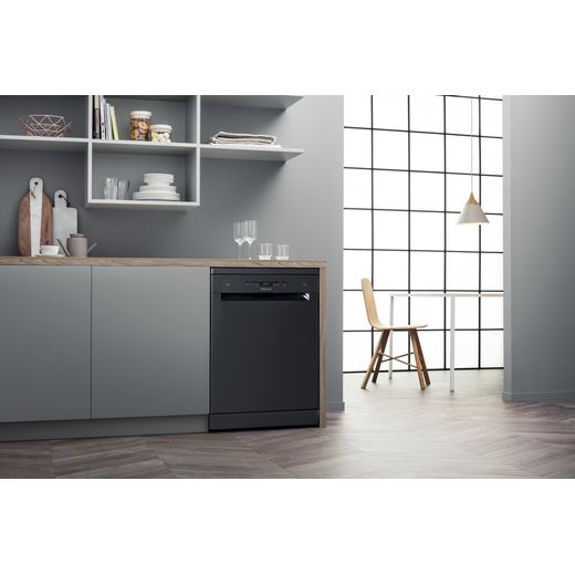 Hotpoint Standard Dishwasher - Black - Dishwasher in modern kitchen