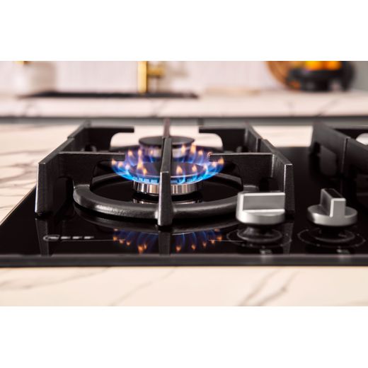 NEFF N70 T26PIP4S0 59cm Gas Hob - Black - close up flame shot