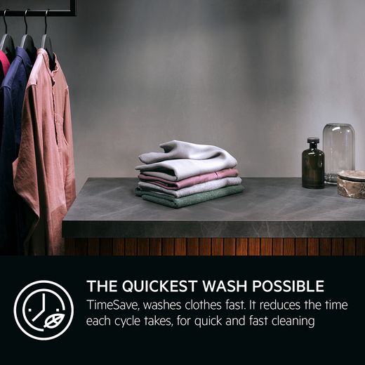 AEG ProSteam® Technology LF7E7431BI Integrated Washing Machine with 1400 rpm - White  - Annotation - Time saver shot