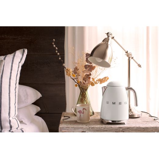 Smeg 50's Retro KLF03WHUK Kettle - White