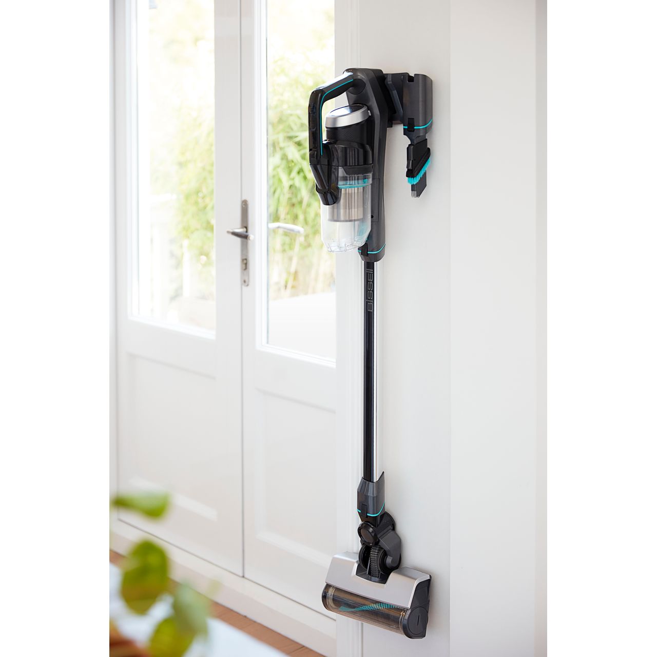 2602B | Bissell Cordless Vacuum Cleaner 