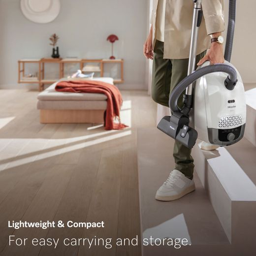Miele Guard S1 Cylinder Vacuum Cleaner - Annotation - lightweight shot