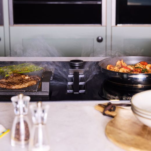 NEFF V68AUX4C0 Induction Hob Black -  - Hob extracting steam shot