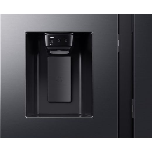 Samsung Series 8 American Fridge Freezer - Black - Water dispenser
