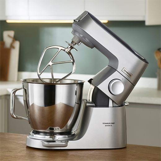 Kenwood Chef Titanium XL KVL85.004SI - Silver - Mixer in kitchen shot