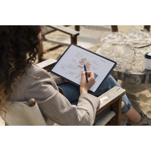 TCL NXTPAPER 14 " Tablet - Grey - Person using tablet shot