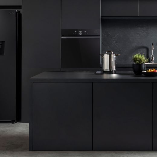 Hisense Hi6 SE BSA66331ABDGUK Built In Electric Single Oven - Black - oven in kitchen shot 