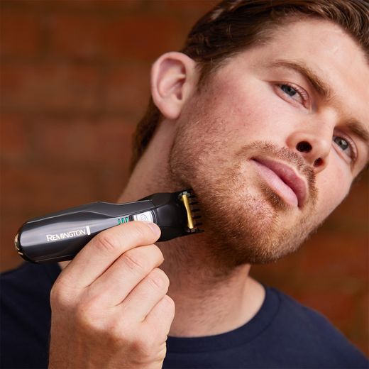 Remington PG6020 Multi Groomer - Black - Man grooming beard