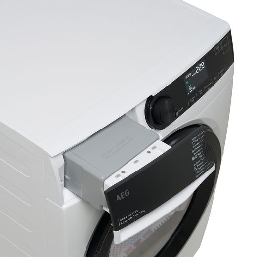 AEG 8000 AbsoluteCare® TR848A4B2 8Kg Heat Pump Tumble Dryer - Black - Water tray shot