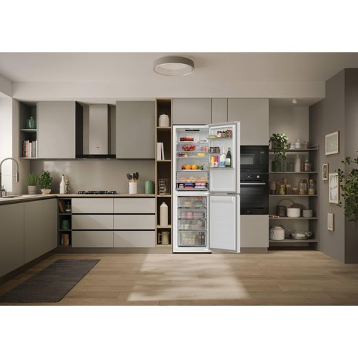 Hoover HONCQ3T518ENWK 185cm 50/50 Frost Free Fridge Freezer - White - fridge freezer with door open shot