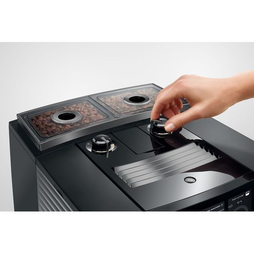 Jura J10 15723 Bean to Cup Coffee Machine - Black / Silver - Adjusting coffe grind dial