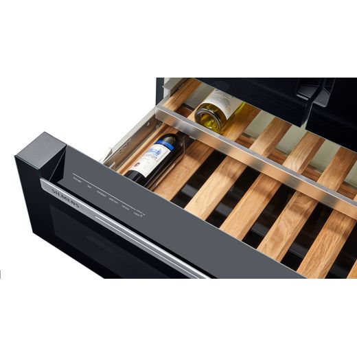 Siemens IQ-700 American Fridge Freezer - Black - Close up wine rack shot