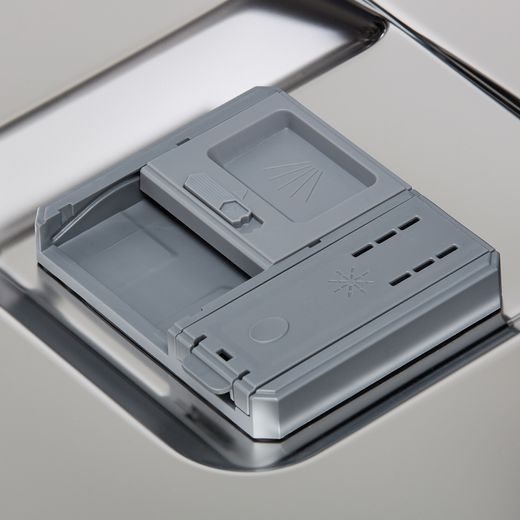 Hisense Standard Dishwasher - Stainless Steel - Tablet tray closed