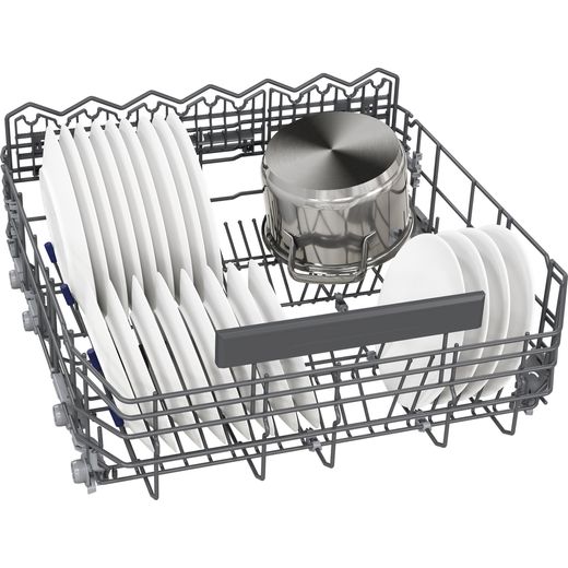 Siemens IQ-500 Standard Dishwasher - White - Right basket shot