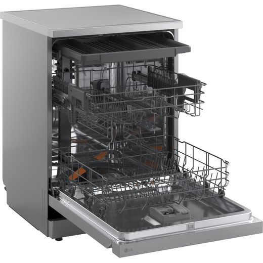 LG TrueSteam™ QuadWash™ Standard Dishwasher - Silver - Right perspective shot