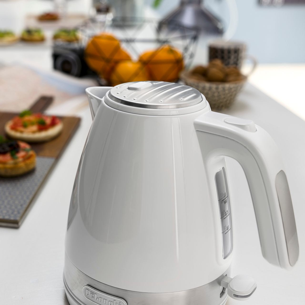 De'Longhi Kettle| White | ao Buy De'Longhi KBLA3001.W Active Line