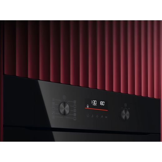 AEG SenseCook Aqua Built In Electric Single Oven - Black - Close up shot