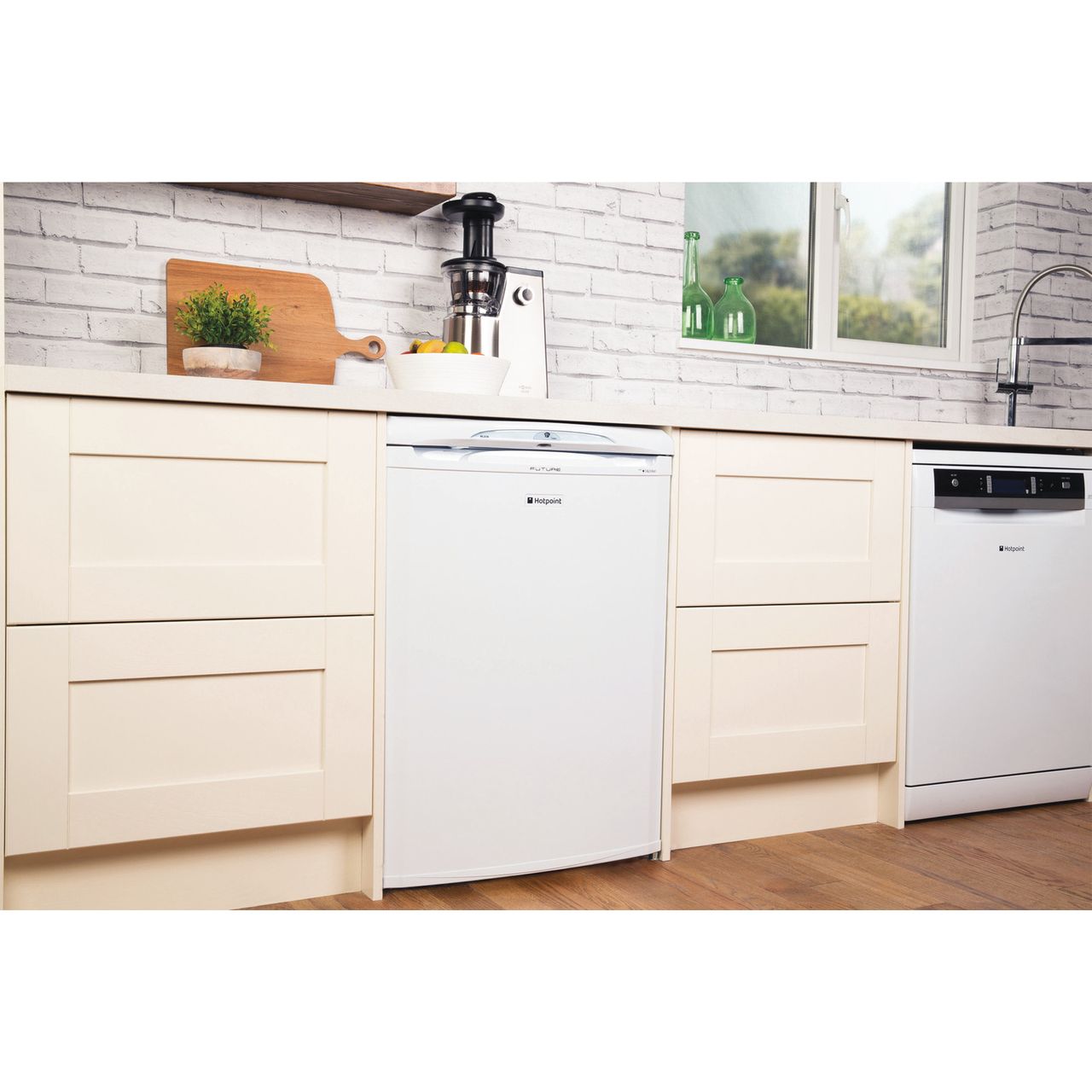 hotpoint rla fridge