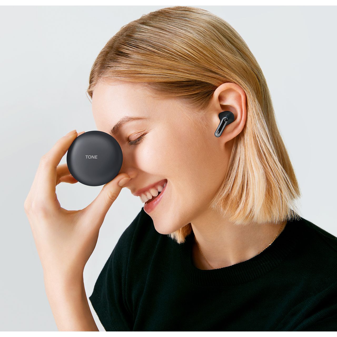 LG UFP9 TONE Free True Wireless Earbuds 