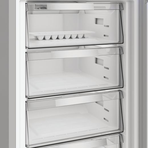 Hotpoint HPKF 6353 XP4UK 192cm High 50/50 No Frost Fridge Freezer - Silver -C lose up freezer drawer shot