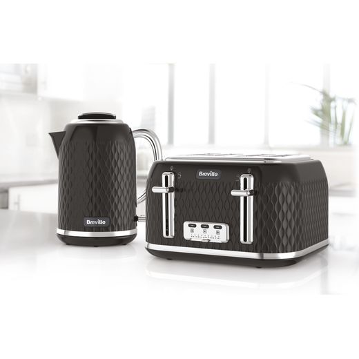 Breville Curve VTT786 4 Slice Toaster - Black / Chrome - Toaster in kitchen