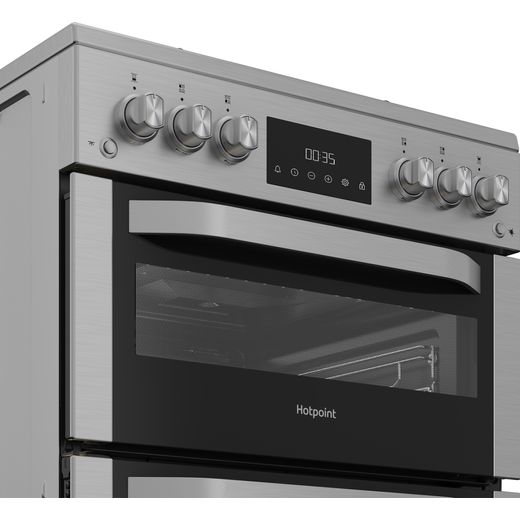 Hotpoint HDG6GDCX Gas Cooker Stainless Steel - Close up shot
