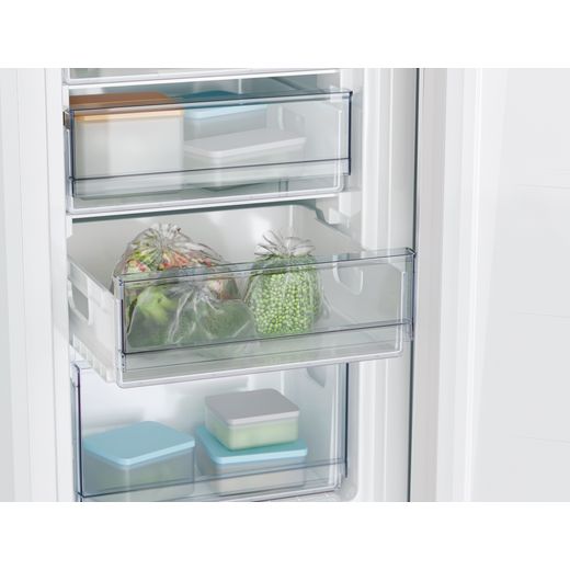 Candy 50/50 Fridge Freezer - White - Close up freezer drawer 