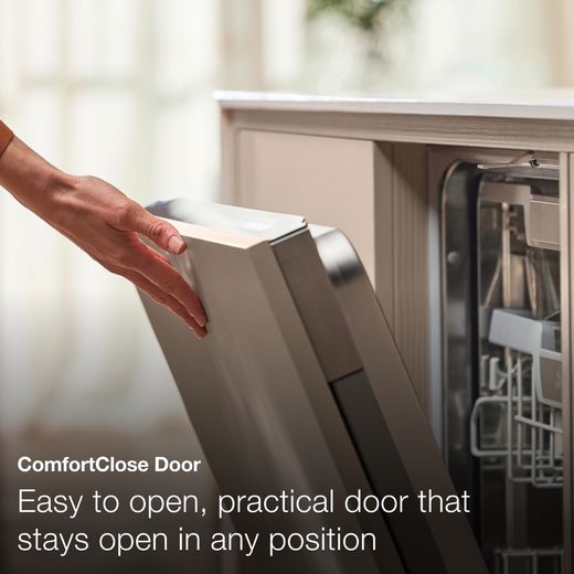 Miele Standard Dishwasher - Clean Steel - Annotation - Comfort close shot