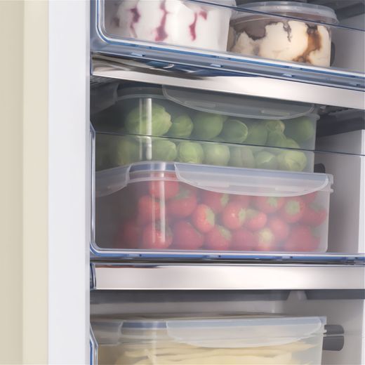 Retro 55cm freestanding static 60/40 fridge freezer - Cream - Freezer storage shelves