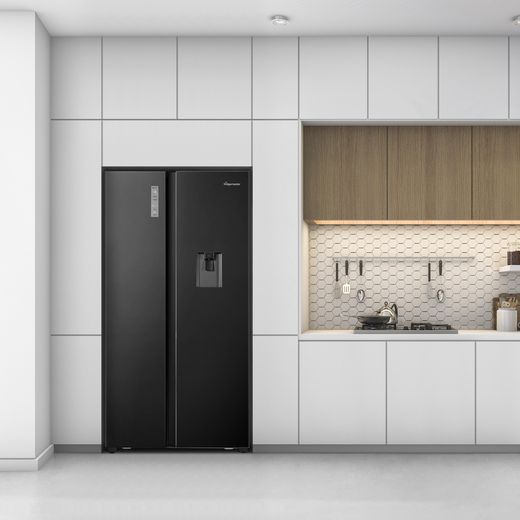 Fridgemaster American Fridge Freezer - Black - Fridge freezer in kitchen